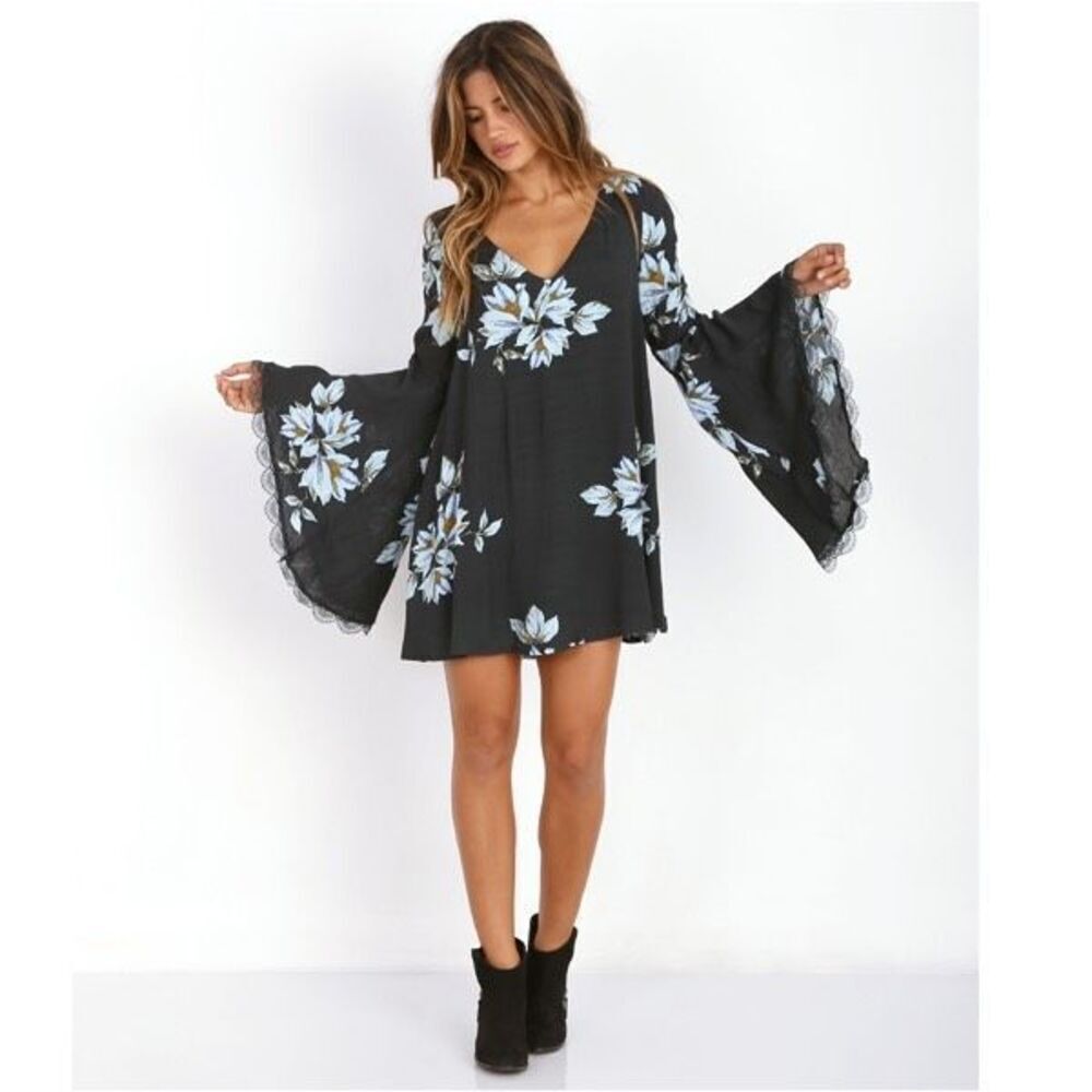 Free People‎ Wanderer Mini Dress Charcoal Floral Bell Sleeve As Seen On TV Small - Picture 10 of 15